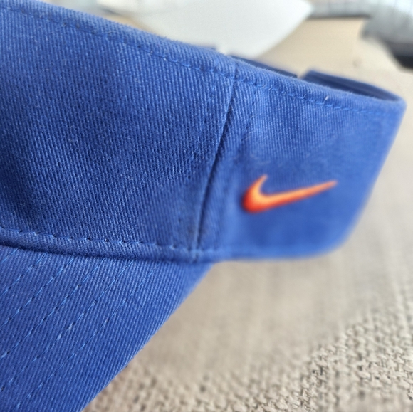 Nike Blue Visor Gators University Of Florida with Embroidered Logo - Picture 3 of 11